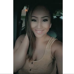 Meet your Posher, Celeste